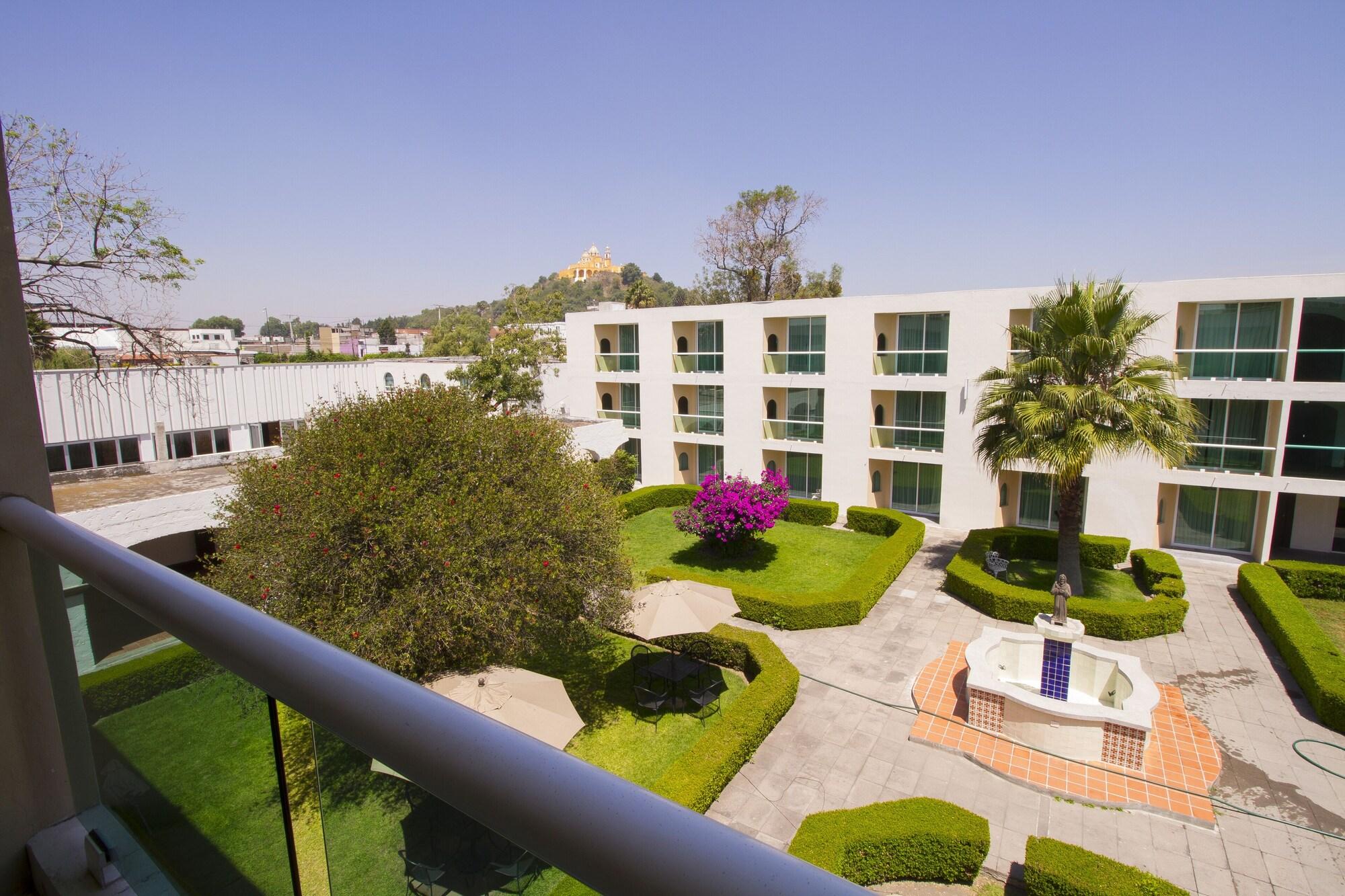 Hotel Posada Senorial โชลูลา ภายนอก รูปภาพ