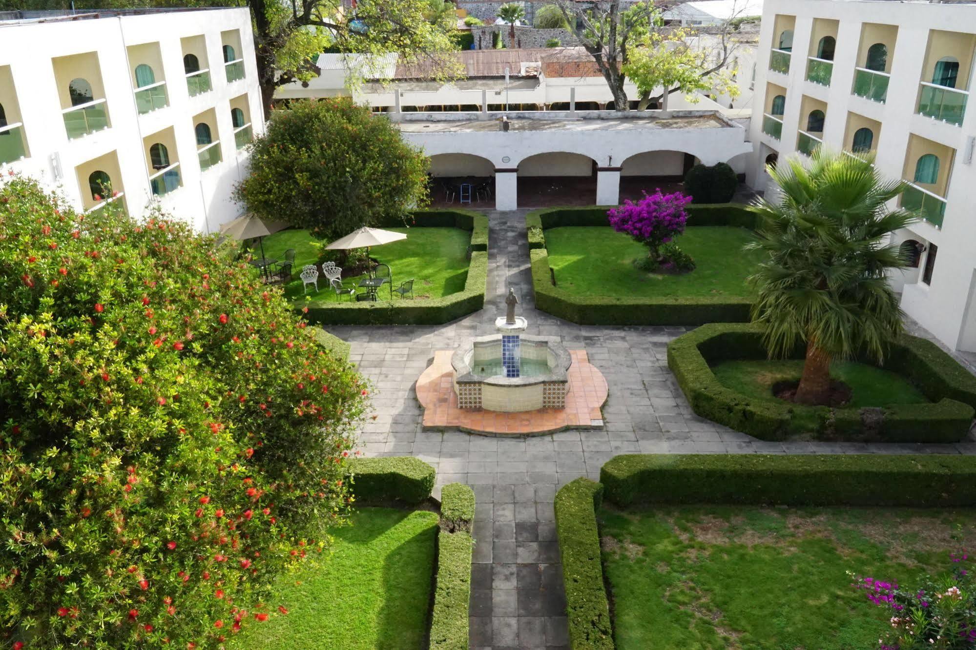 Hotel Posada Senorial โชลูลา ภายนอก รูปภาพ